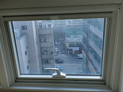 프로젝트(PJ) 창문 롤방충망 시공사진